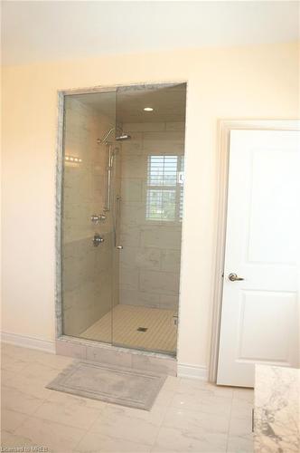 3100 Parsonage Crescent Crescent, Oakville, ON - Indoor Photo Showing Bathroom