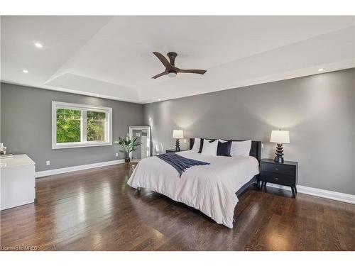 28 Glen Crescent Drive, Halton Hills, ON - Indoor Photo Showing Bedroom