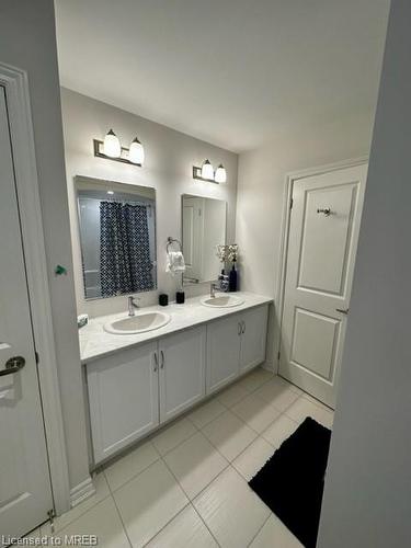 89-115 Sebastian Street, The Blue Mountains, ON - Indoor Photo Showing Bathroom