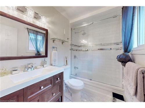 274 Edgehill Drive, Barrie, ON - Indoor Photo Showing Bathroom
