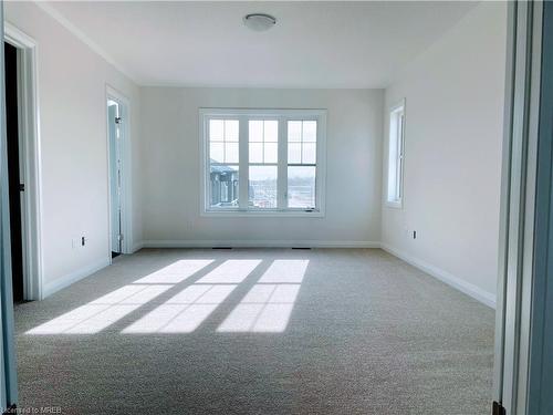 192 Rosanne Circle, Wasaga Beach, ON - Indoor Photo Showing Other Room