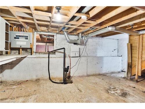 11 Broadway Avenue, Brockville, ON - Indoor Photo Showing Basement