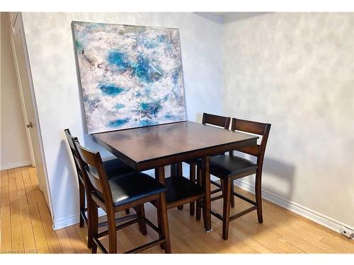 1435-250 Wellington Street W, Toronto, ON - Indoor Photo Showing Dining Room