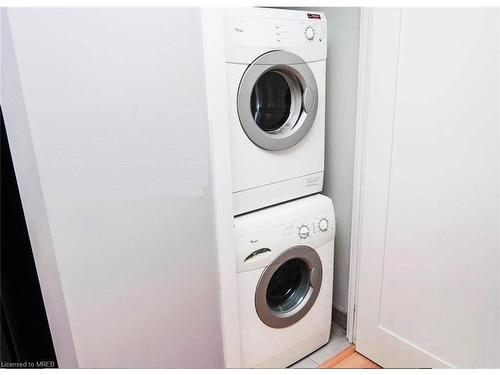1017-20 Blue Jays Way, Toronto, ON - Indoor Photo Showing Laundry Room