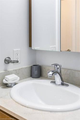1109-20 Blue Jays Way, Toronto, ON - Indoor Photo Showing Bathroom