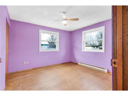 229 Hannah Street, Wardsville, ON - Indoor Photo Showing Other Room