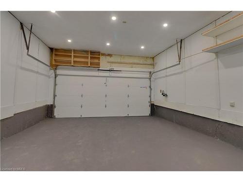 40 Doncaster Crescent, Newcastle, ON - Indoor Photo Showing Garage