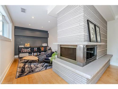 1590 Pinetree Crescent, Mississauga, ON - Indoor With Fireplace