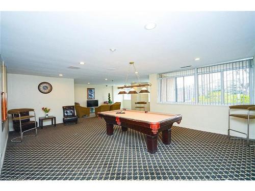 507-300 Webb Drive, Mississauga, ON - Indoor Photo Showing Other Room