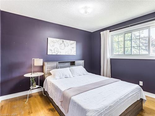100 Warren Road, Kitchener, ON - Indoor Photo Showing Bedroom