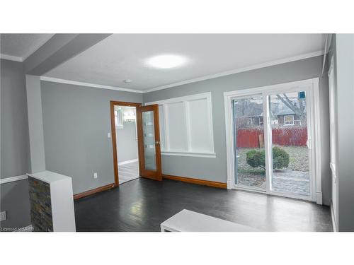 2130 Church Street, Windsor, ON - Indoor Photo Showing Other Room