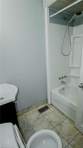 2130 Church Street, Windsor, ON - Indoor Photo Showing Bathroom