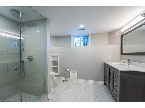 14201 Mclaughlin Road, Blackstock, ON - Indoor Photo Showing Bathroom