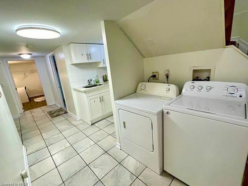 121 West 5Th Street, Hamilton, ON - Indoor Photo Showing Laundry Room