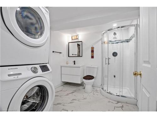 742 Walter Street, Cambridge, ON - Indoor Photo Showing Laundry Room