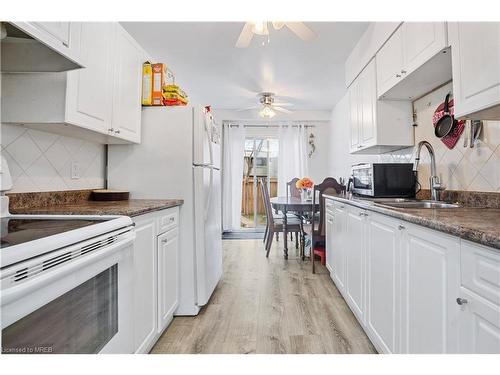 742 Walter Street, Cambridge, ON - Indoor Photo Showing Kitchen With Double Sink