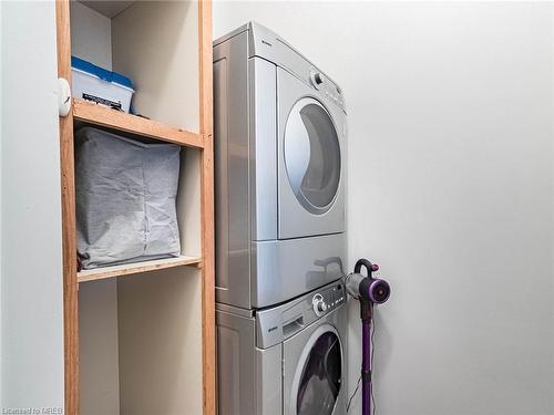 8-350 Lakebreeze Drive, Clarington, ON - Indoor Photo Showing Laundry Room