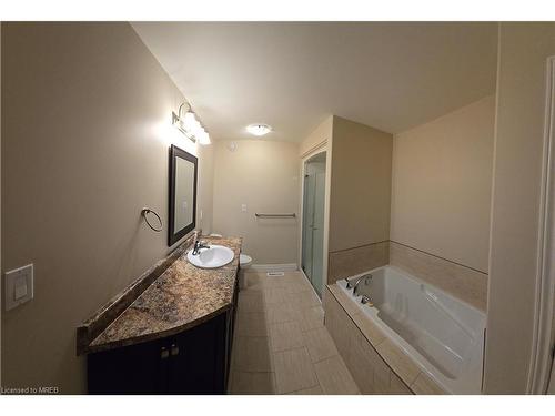 33 Stonecrest Boulevard, Quinte West, ON - Indoor Photo Showing Bathroom