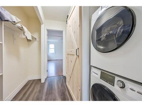 115 Irene Avenue, Stoney Creek, ON - Indoor Photo Showing Laundry Room
