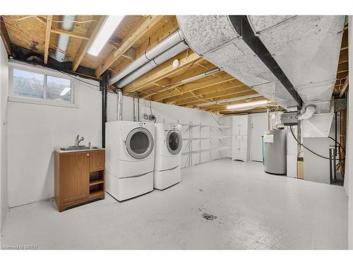 13 Axminster Road, Brampton, ON - Indoor Photo Showing Laundry Room