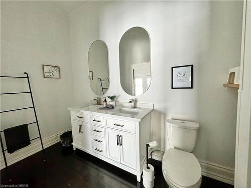 127 Maskinonge Road, Tay, ON - Indoor Photo Showing Bathroom