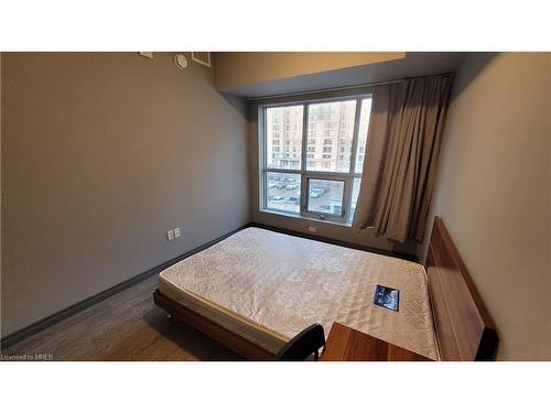605-321 Spruce Street, Waterloo, ON - Indoor Photo Showing Bedroom