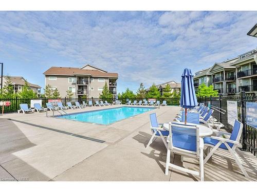 302-4 Anchorage Crescent, Collingwood, ON - Outdoor With In Ground Pool