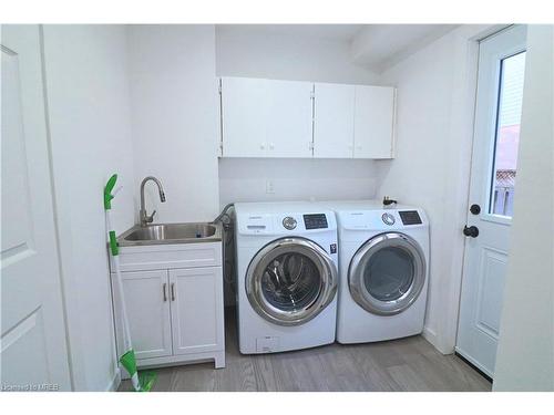 21 Westland Street, St. Catharines, ON - Indoor Photo Showing Laundry Room