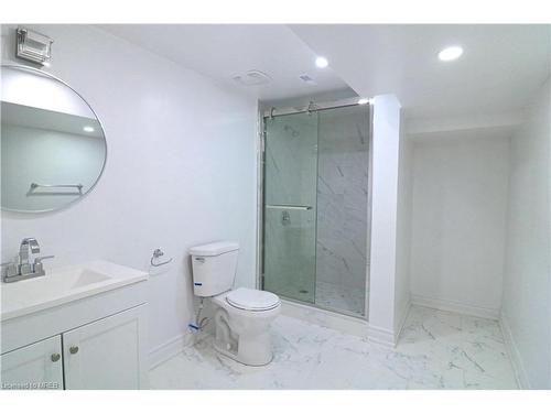 21 Westland Street, St. Catharines, ON - Indoor Photo Showing Bathroom