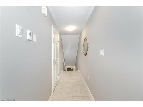 92 Wheat Lane, Kitchener, ON - Indoor Photo Showing Other Room