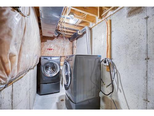 69-86 Joymar Drive, Mississauga, ON - Indoor Photo Showing Laundry Room