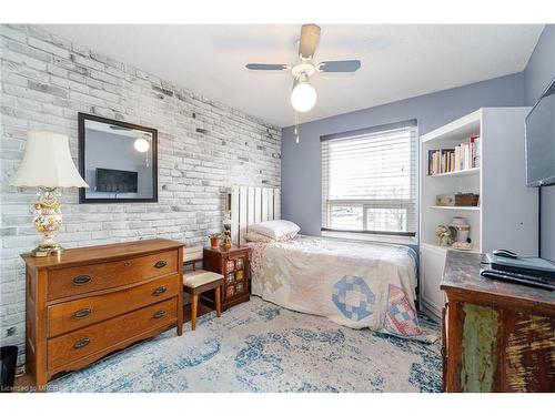 6 Ridgeview Drive, Port Perry, ON - Indoor Photo Showing Bedroom