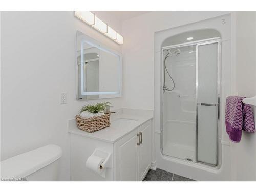 3078 Ingleton Lane, Oakville, ON - Indoor Photo Showing Bathroom