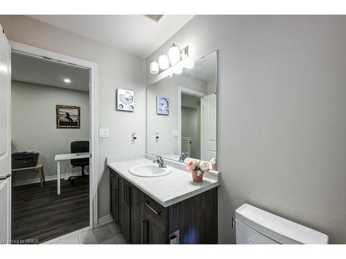 71 Heron Street S, Welland, ON - Indoor Photo Showing Bathroom