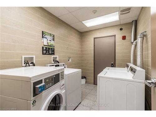 506-251 Lester Street, Waterloo, ON - Indoor Photo Showing Laundry Room