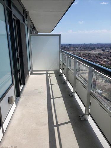 2106-2560 Eglinton Avenue W, Mississauga, ON - Outdoor With Balcony With View With Exterior