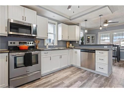 108 Nelson Street E, Port Dover, ON - Indoor Photo Showing Kitchen With Stainless Steel Kitchen With Upgraded Kitchen