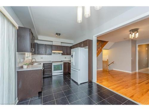 96 Clearfield Drive, Brampton, ON - Indoor Photo Showing Kitchen