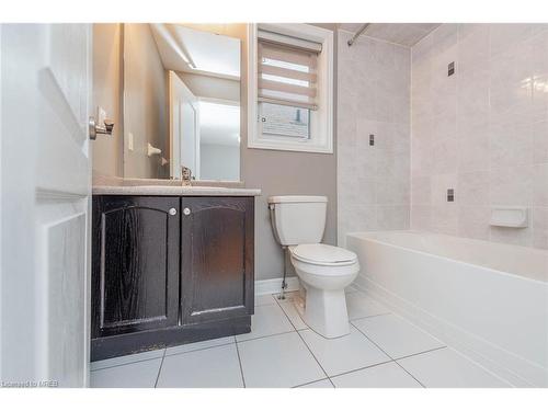 96 Clearfield Drive, Brampton, ON - Indoor Photo Showing Bathroom