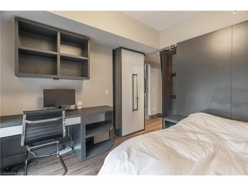 S313-330 Phillip Street, Waterloo, ON - Indoor Photo Showing Bedroom