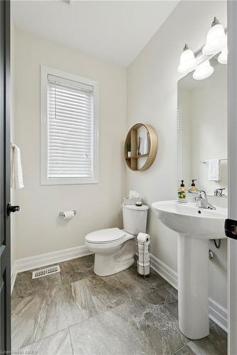 1359 Connaught Terrace W, Milton, ON - Indoor Photo Showing Bathroom
