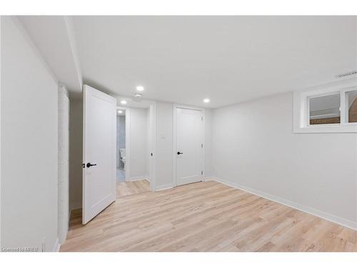 67 East 44Th Street, Hamilton, ON - Indoor Photo Showing Other Room