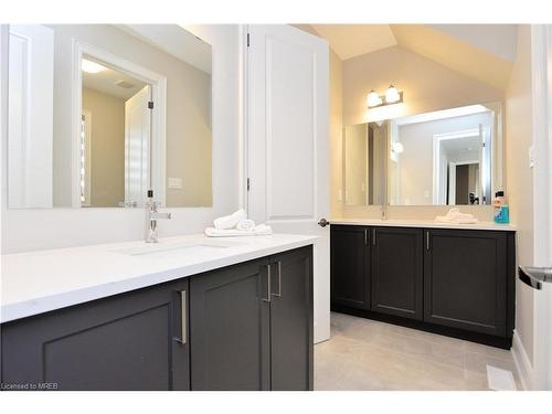 108 Rugman Crescent, Springwater, ON - Indoor Photo Showing Bathroom