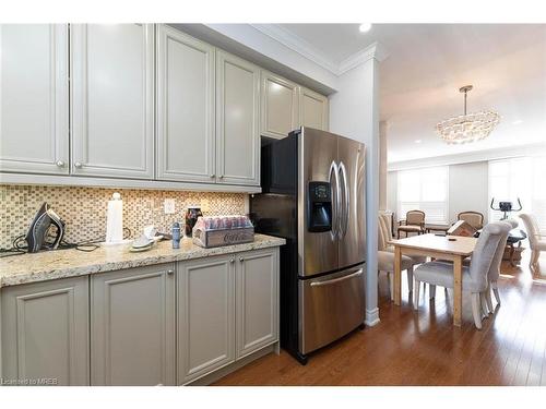 Upper-2014 Lushes Avenue, Mississauga, ON - Indoor Photo Showing Kitchen