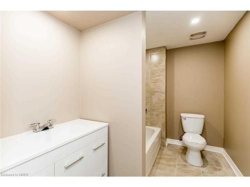 8 (Lower) Charlemagne Avenue, Barrie, ON - Indoor Photo Showing Bathroom