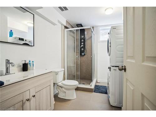 14 Moffatt Avenue, Ingersoll, ON - Indoor Photo Showing Bathroom