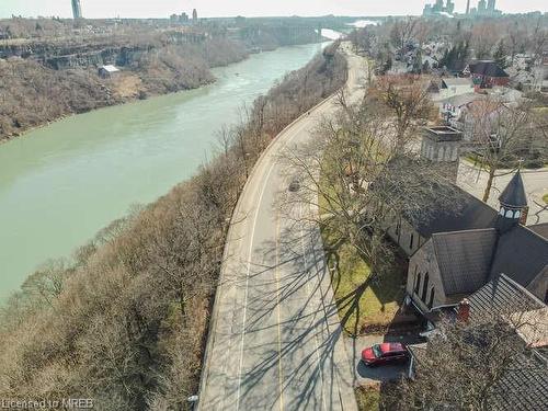 4755 River Road, Niagara Falls, ON - Outdoor With Body Of Water With View