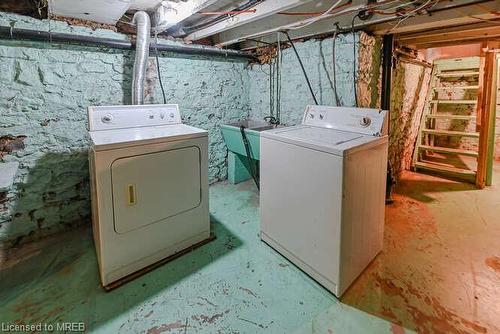 4755 River Road, Niagara Falls, ON - Indoor Photo Showing Laundry Room