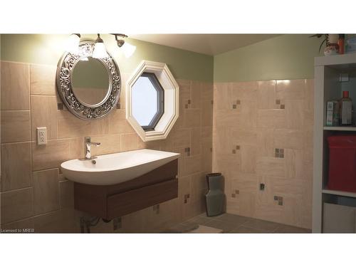 12536 Fifth Line, Milton, ON - Indoor Photo Showing Bathroom