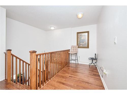 4444 Saw Mill Drive, Niagara Falls, ON - Indoor Photo Showing Other Room